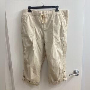 Khakis & Co Plus Size Khaki Capris Size 16